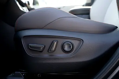 2025 Toyota RAV 4 照片 8
