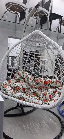 Brand new sowing chair available