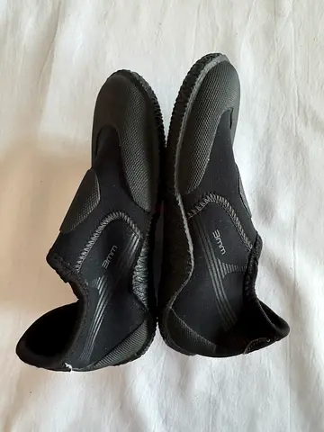 Aqua Lung Unisex Polynesian Black Water Shoes SIZE 37 (Fits 35)