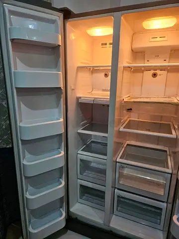 Samsung Refrigerator in Good Condition