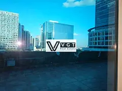 PRIME LOCATION | LOW FLOOR | FITTED