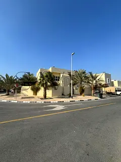 CC Nationals Only | Luxurious 4-Master Villa with Pool &amp; 2 Kitchens