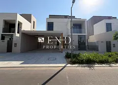 Close to Pool | Vacant | Type A | Closed Kitchen