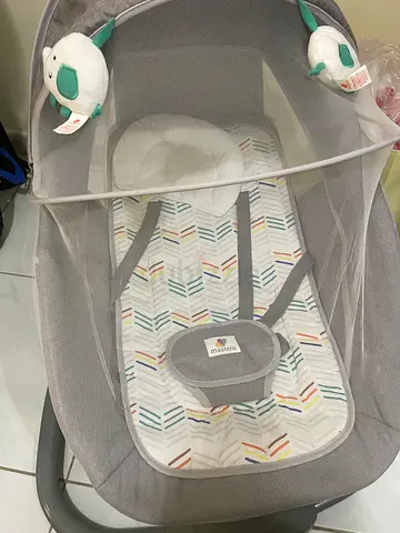 Portable Baby Rocker with Mosquito Net