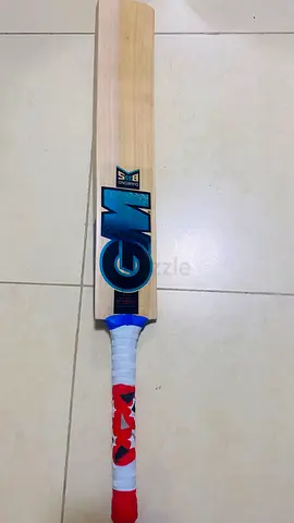 Gunn  Moore GM Special Edition English Willow Cricket Bat