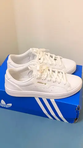 Brand New Adidas White Sneakers - Perfect for Daily Wear