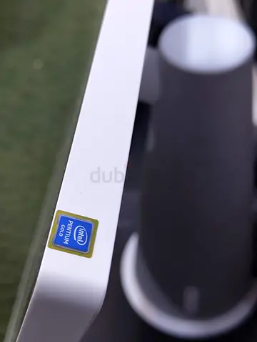 HP Chromebase 21.5 inch All-in-One Desktop Gold Intel Pentium Gold Processor - Efficient Performance