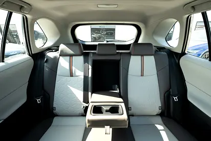 صورة مصغرة 16 لـ 2025 Toyota RAV 4