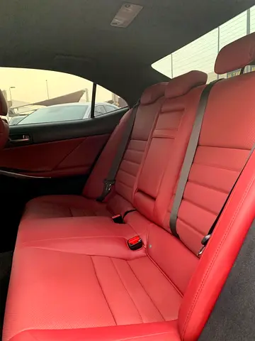 صورة مصغرة 11 لـ 2020 Lexus IS-SERIES