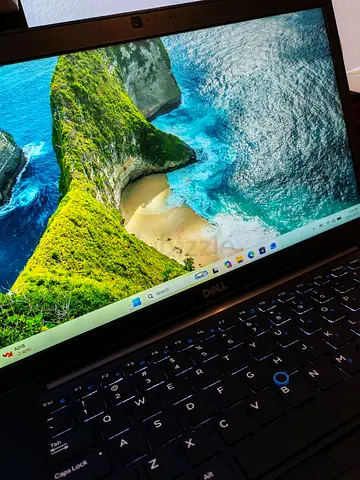 Dell Latitude i7 12GB RAM 512GB SSD