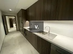 Kitchen Appliances | Close to Metro | 4 Cheques