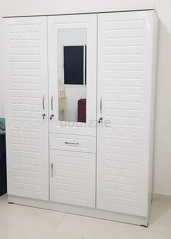 Elegant White Wardrobe with Mirror