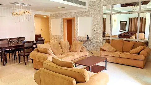 FULLY FURNISHED MASTER BEDROOM WITH ATTACHED WASHROOM, ( PRIME LOCATION CLOSE TO METRO )