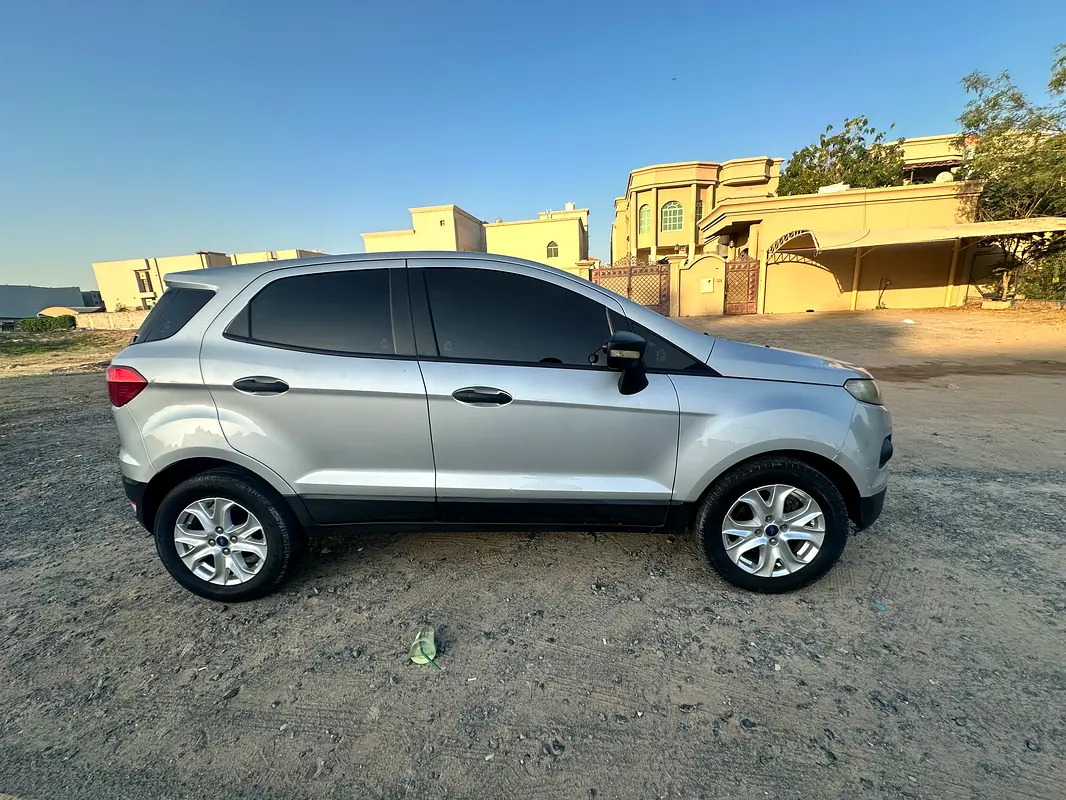 Ford Ecosport 2015 — photo 1 of 5