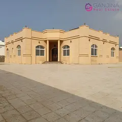 Elegant 3(+1)BR Furnished Villa + Huge Yard