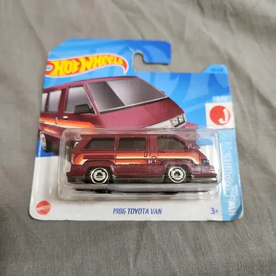 1986 Toyota Van Die-Cast Model Car