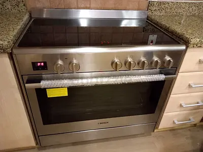 Bosch series 8 five burner cooker electric ceramic 90cm