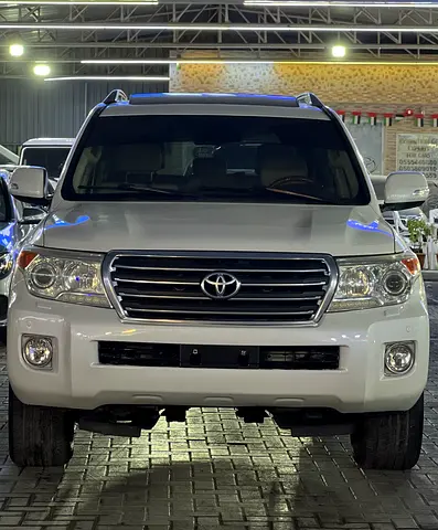 لاند كروزر 2014 GXR خليجي