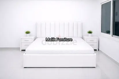 Brand new Queen size bed storage bed nd medical mattress queen bed