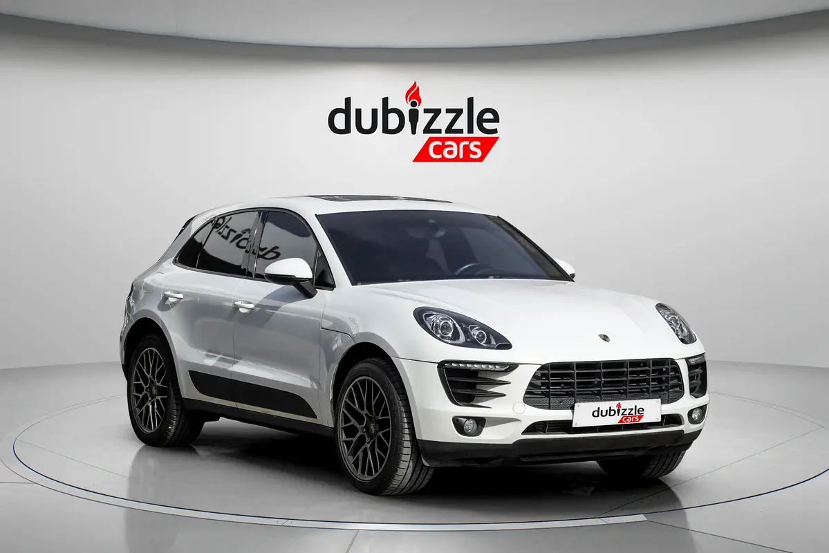Porsche Macan 2018 — photo 1 of 17