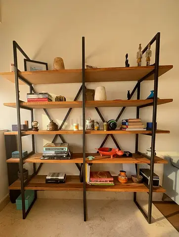 Stylish Modern Bookshelf with Unique Design