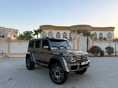 GCC SPECS MERCEDES BENZ G500 4x4 AMG ORIGINAL CONDITION CARBON FIBER LIKE NEW