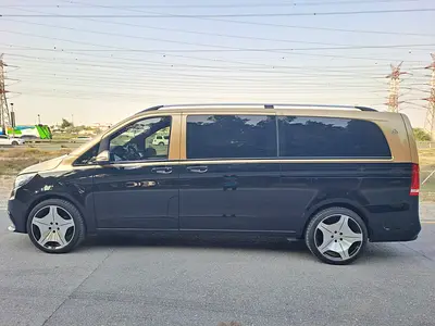 صورة 8 لـ 2023 Mercedes-BENZ V-CLASS