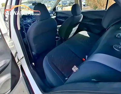 2024 Nissan KICKS 照片 14