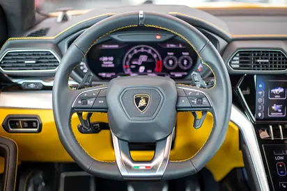 2024 Lamborghini URUS — миниатюра 13