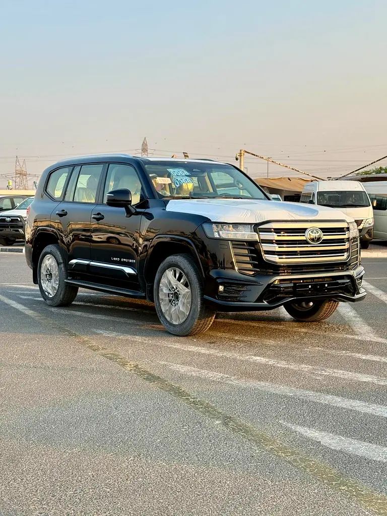 Toyota Land Cruiser 2025 — photo 1 of 7