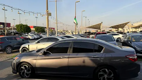 2017 Honda ACCORD 缩略图 7