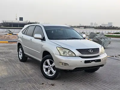 Lexus RX 330 GCC Immaculate Luxury SUV With Sunroof Perfect Family SUV Low KM Car