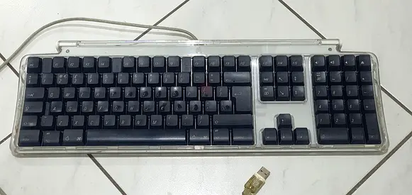 Vintage Apple Full-Size Pro Keyboard M7803 USB Designed for Mac Computers