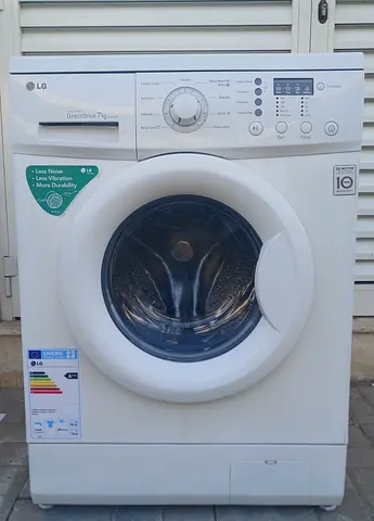 Lg washing machine 8kg for sale 0569846084
