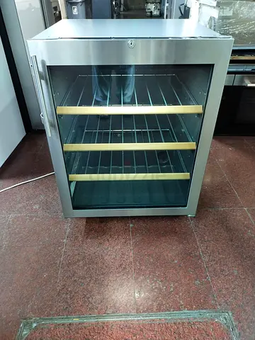 LIEBHERR built in wine stock piece never used