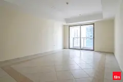 Tower Expert | Spacious Layout | Closed Kitchen