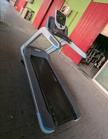 Precor Treadmill for Exercise