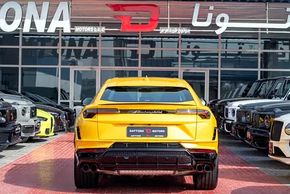 2024 Lamborghini URUS — миниатюра 6