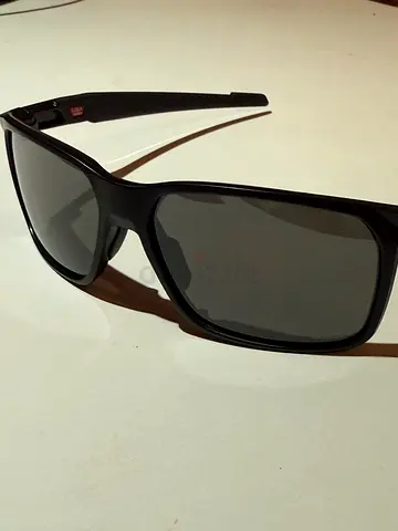 Oakley Sunglasses with Prizm Black Lens