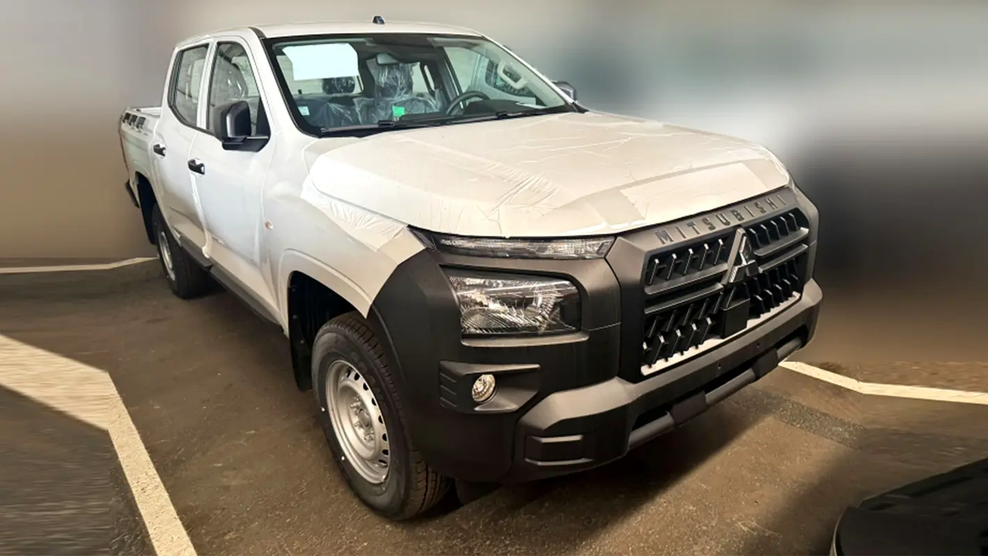 Mitsubishi L200 2025