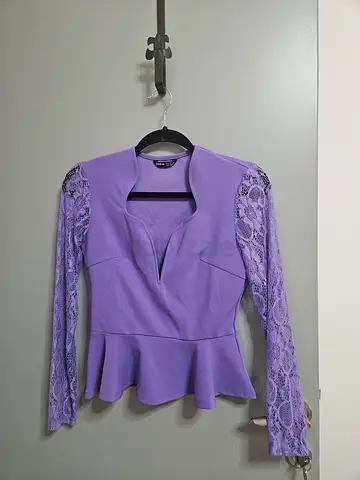 Stylish Purple Lace Sleeve Top