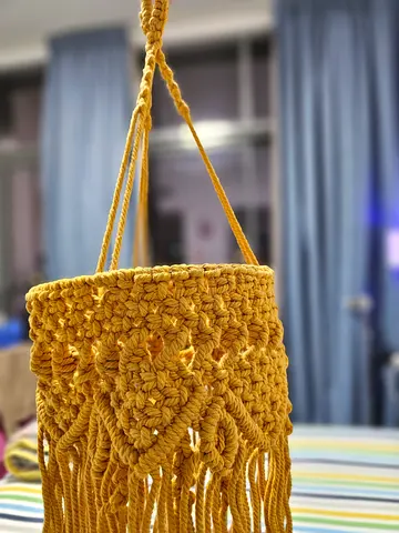 Macrame shade/hang