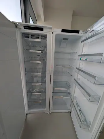 Smeg brand.new built-in separate fridge and freezer set for sale