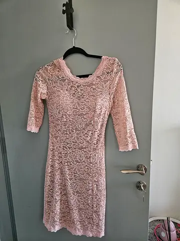 Elegant Pink Lace Dress