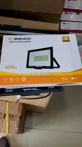Esnco 400W LED Flood Light - Brighten Up Your Space!