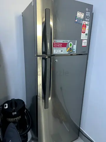 Lg 352L fridge