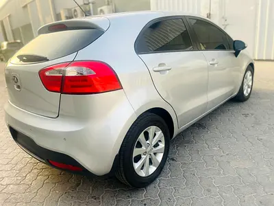 2014 KIA RIO 照片 3