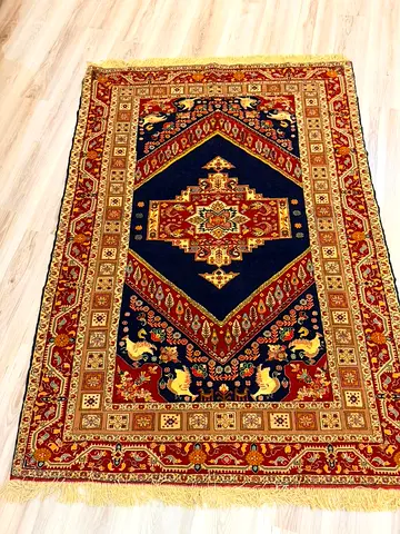 Silk carpet