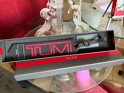 TUMI Stylish Luggage Tag and Strap