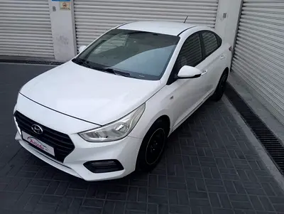 Hyundai accent 2018 single owner accident free well maintained gcc
